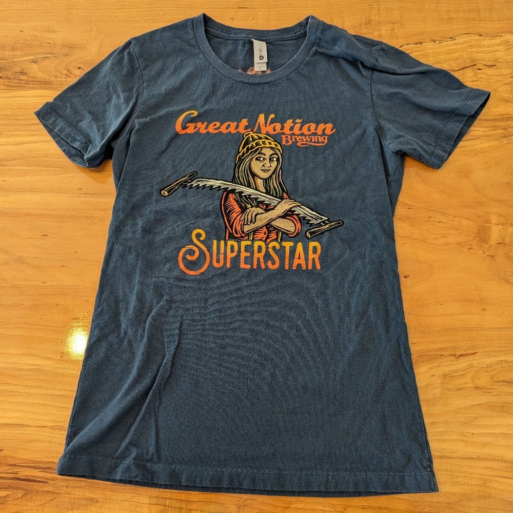 Great Notion Superstar Women's tee, Size medium